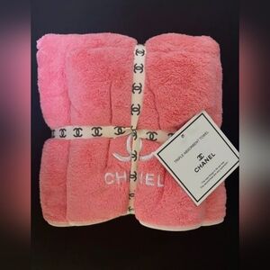 CHANEL Soft Pink Luxury Towel
